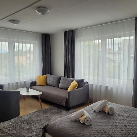 Apartman Centrum V Sukromi Restauracia U Jakuba マルティン エクステリア 写真