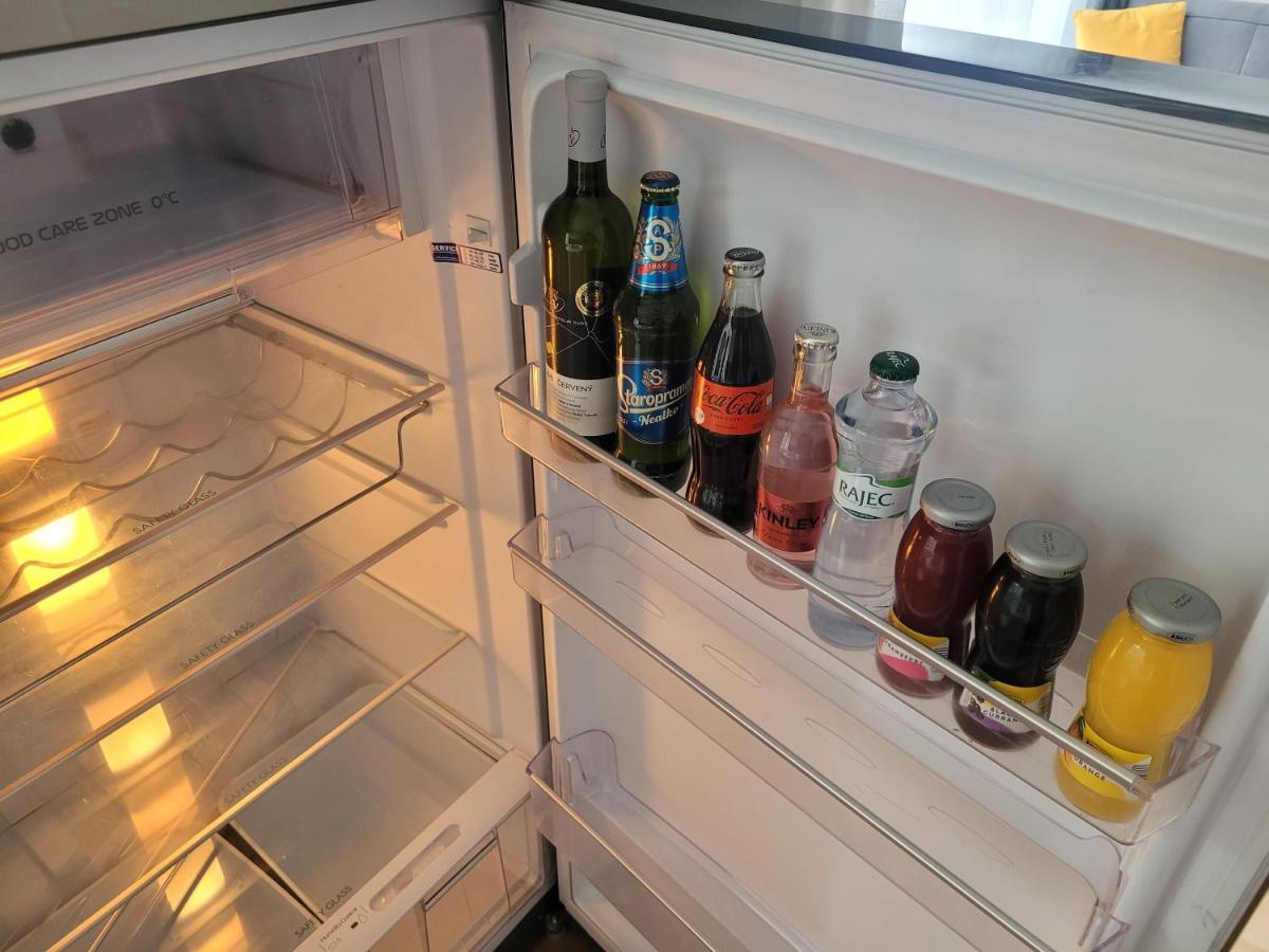 Apartman Centrum V Sukromi Restauracia U Jakuba マルティン エクステリア 写真