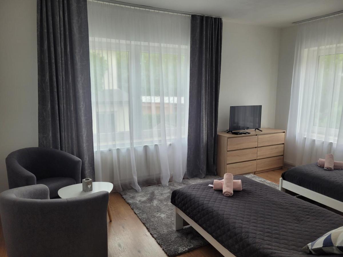 Apartman Centrum V Sukromi Restauracia U Jakuba マルティン エクステリア 写真